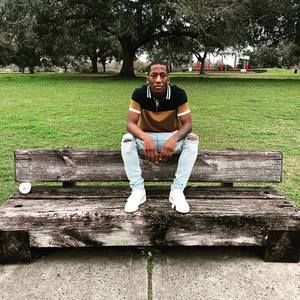 Meet your Posher, Derrick